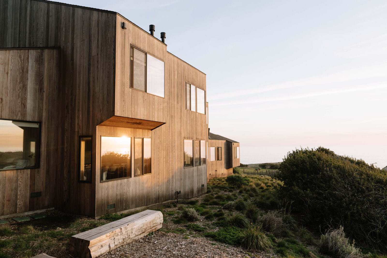 A Hidden Gem on the NorCal Coast: Sea Ranch Lodge - juliadavisco.com